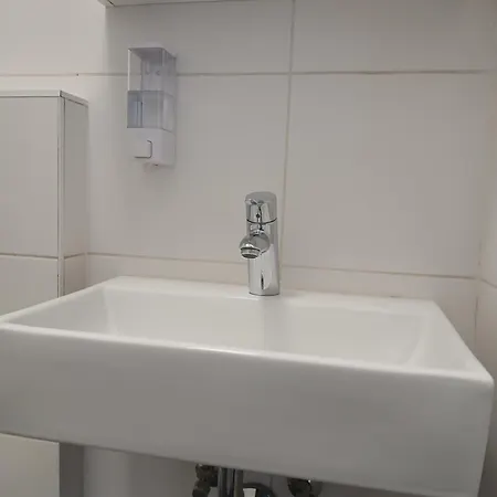 Apartment Mit 1 Schlafzimmer Im Zentrum Von Innsbruck