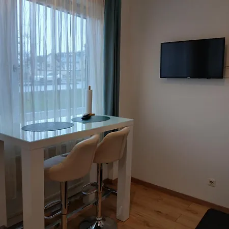 Apartment Mit 1 Schlafzimmer Im Zentrum Von Innsbruck *