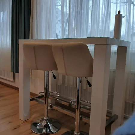 Apartment Mit 1 Schlafzimmer Im Zentrum Von Innsbruck
